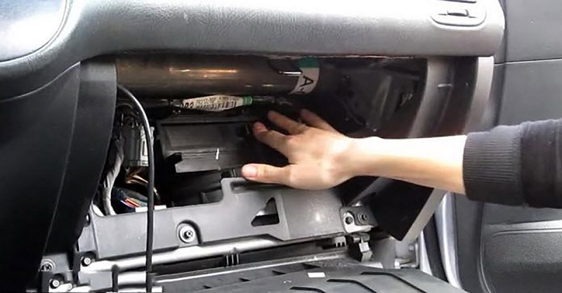 vệ sinh dàn lạnh ô tô uy tín tại tphcm